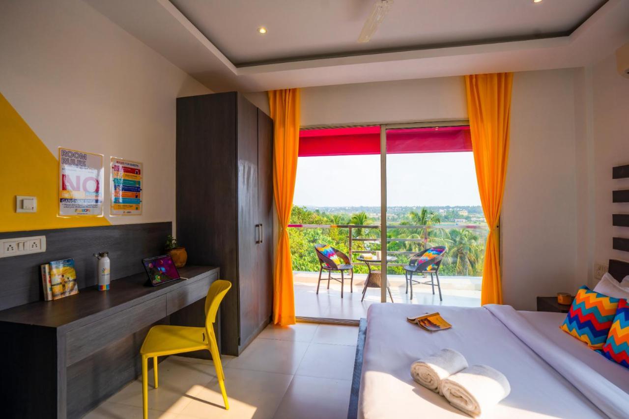 Gostops Goa, Baga Ngoại thất bức ảnh