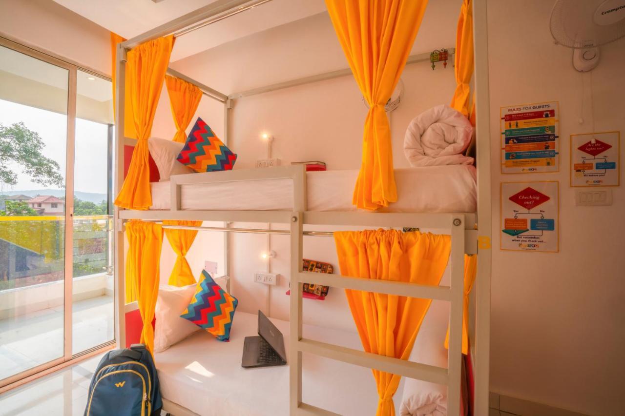 Gostops Goa, Baga Ngoại thất bức ảnh